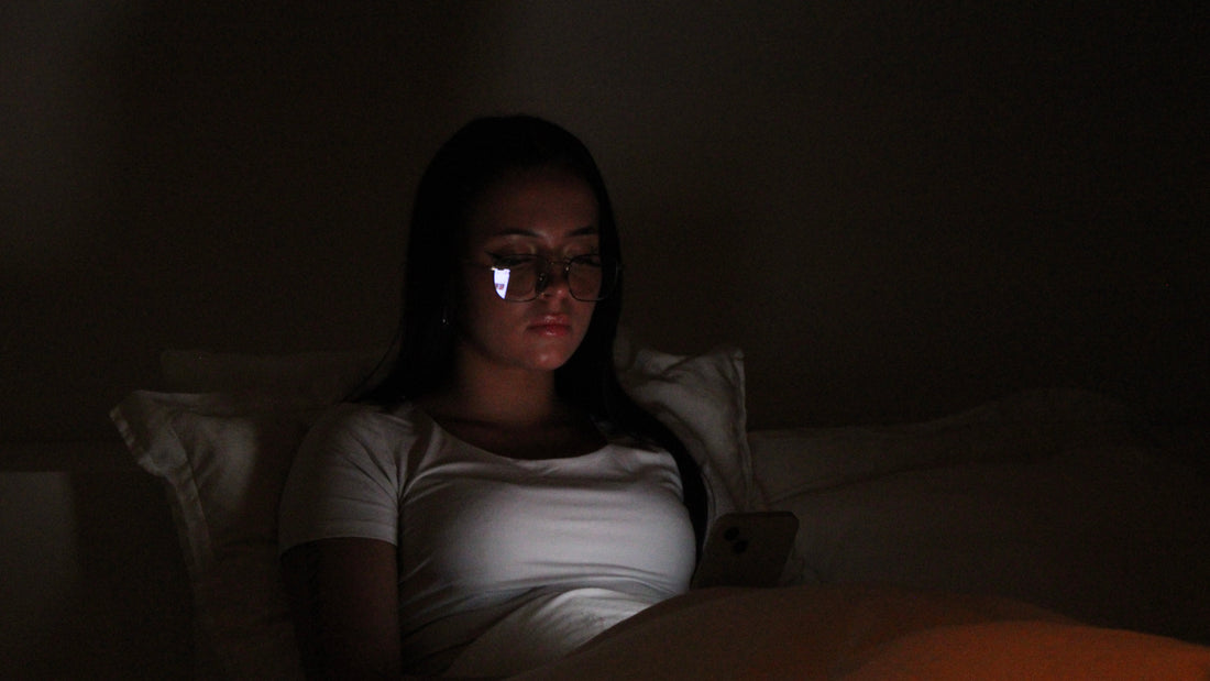 How Blue Light Affects Your Circadian Rhythm and Sleep